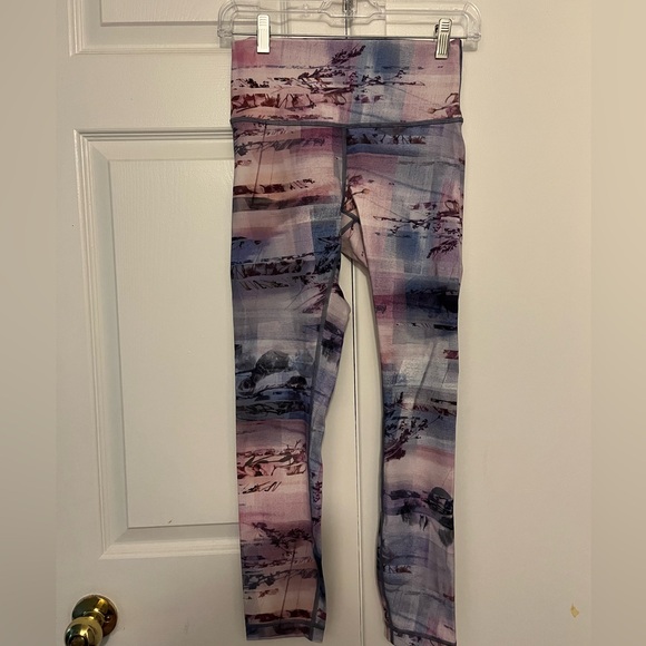 Lululemon Wunder Under Leggings in Sunrise Silhouette Multi π π π
 β€οΈ - Picture 3 of 5